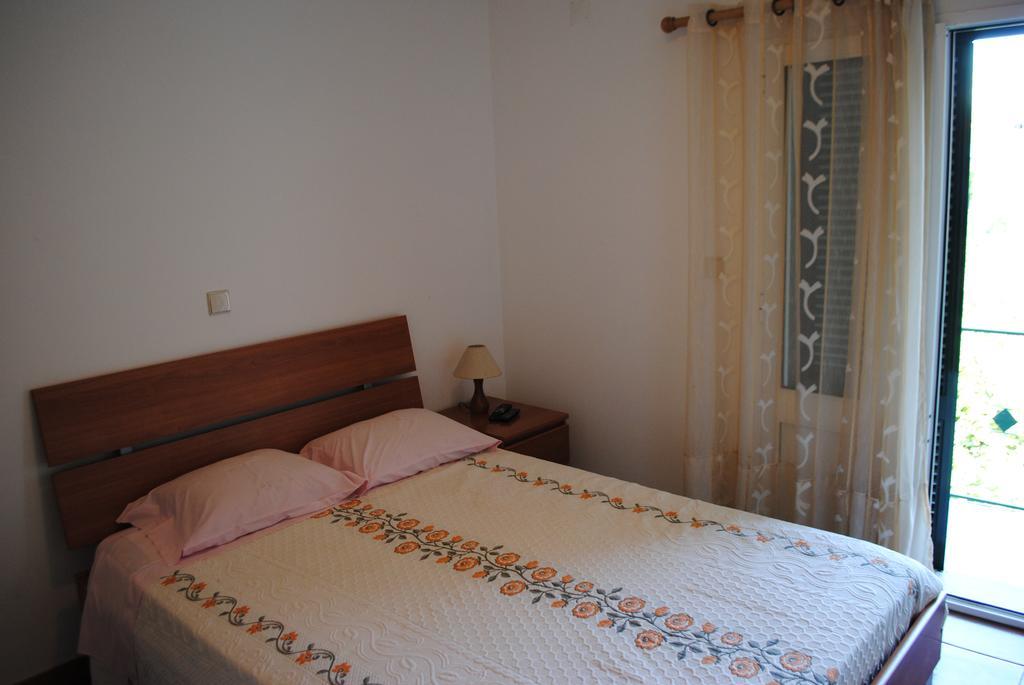 Casa Dos Santos Alojamento - Guest House Geres Zimmer foto